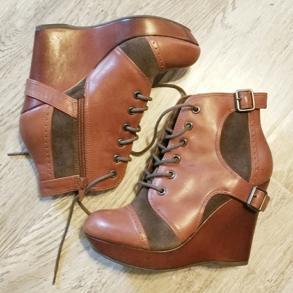 Gianni Bini Wedge Booties